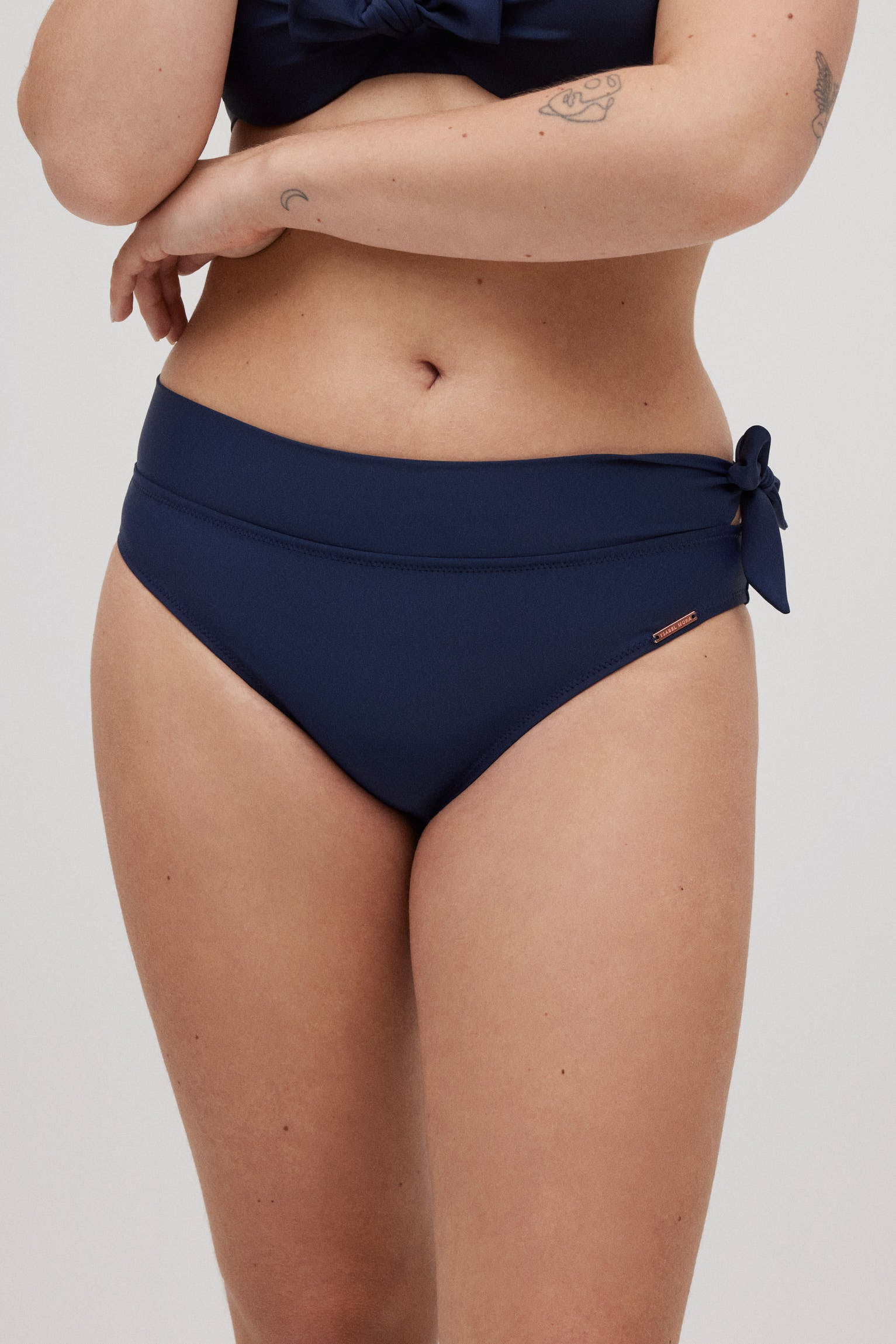 Braga bikini midi marino