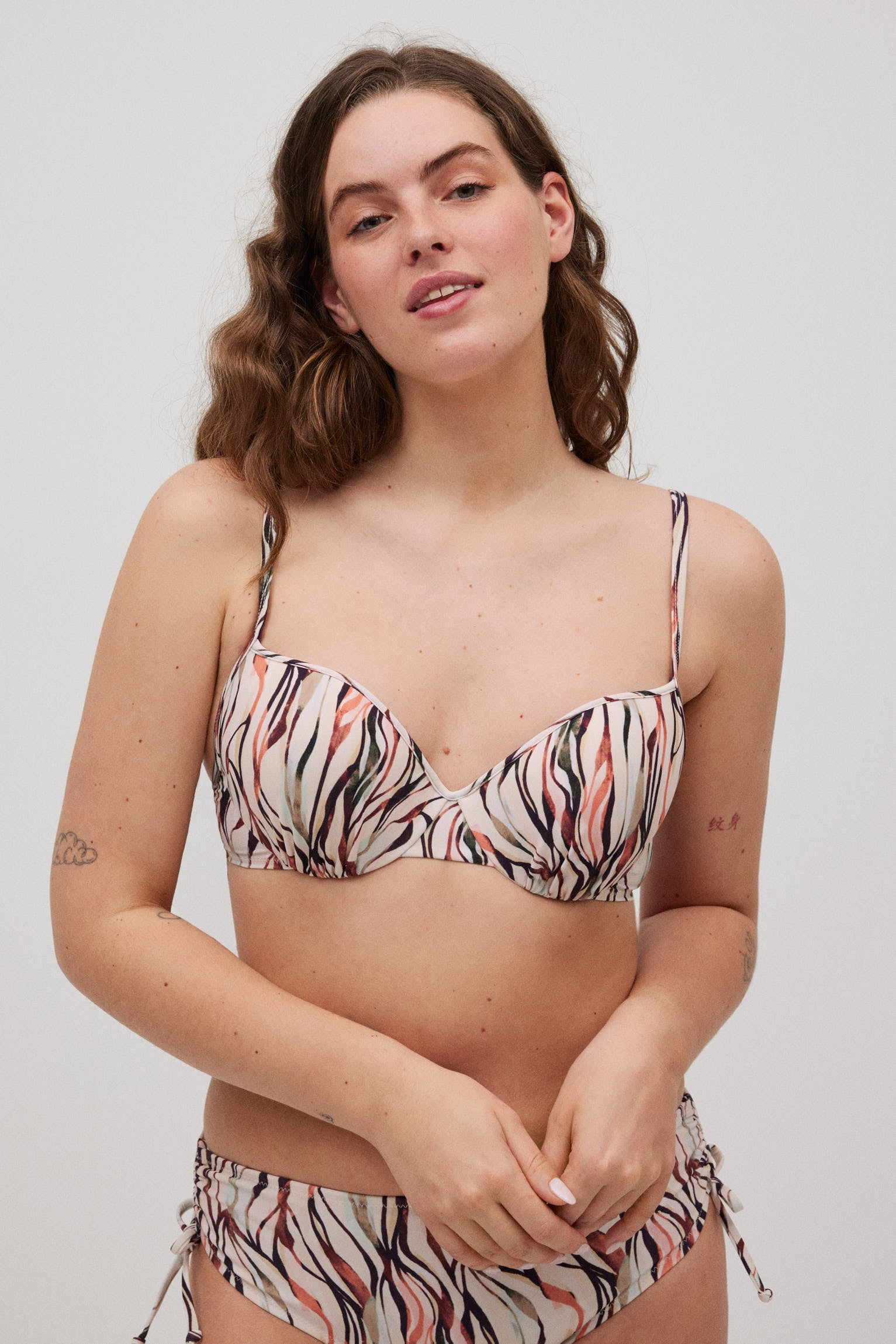 Top bikini aro clásico estampado copa C