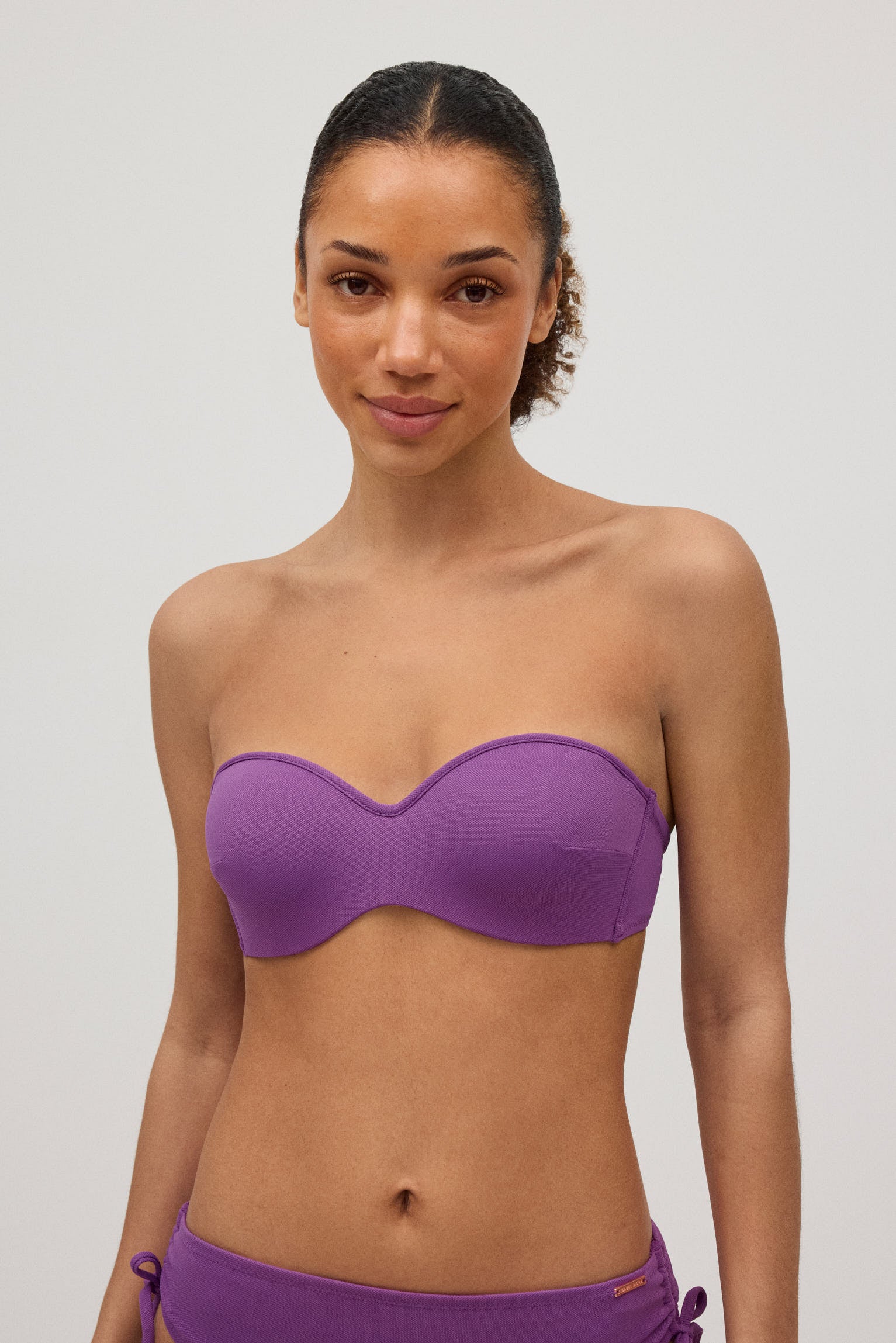 Top bikini bandeau micropiqué violeta copas B y C