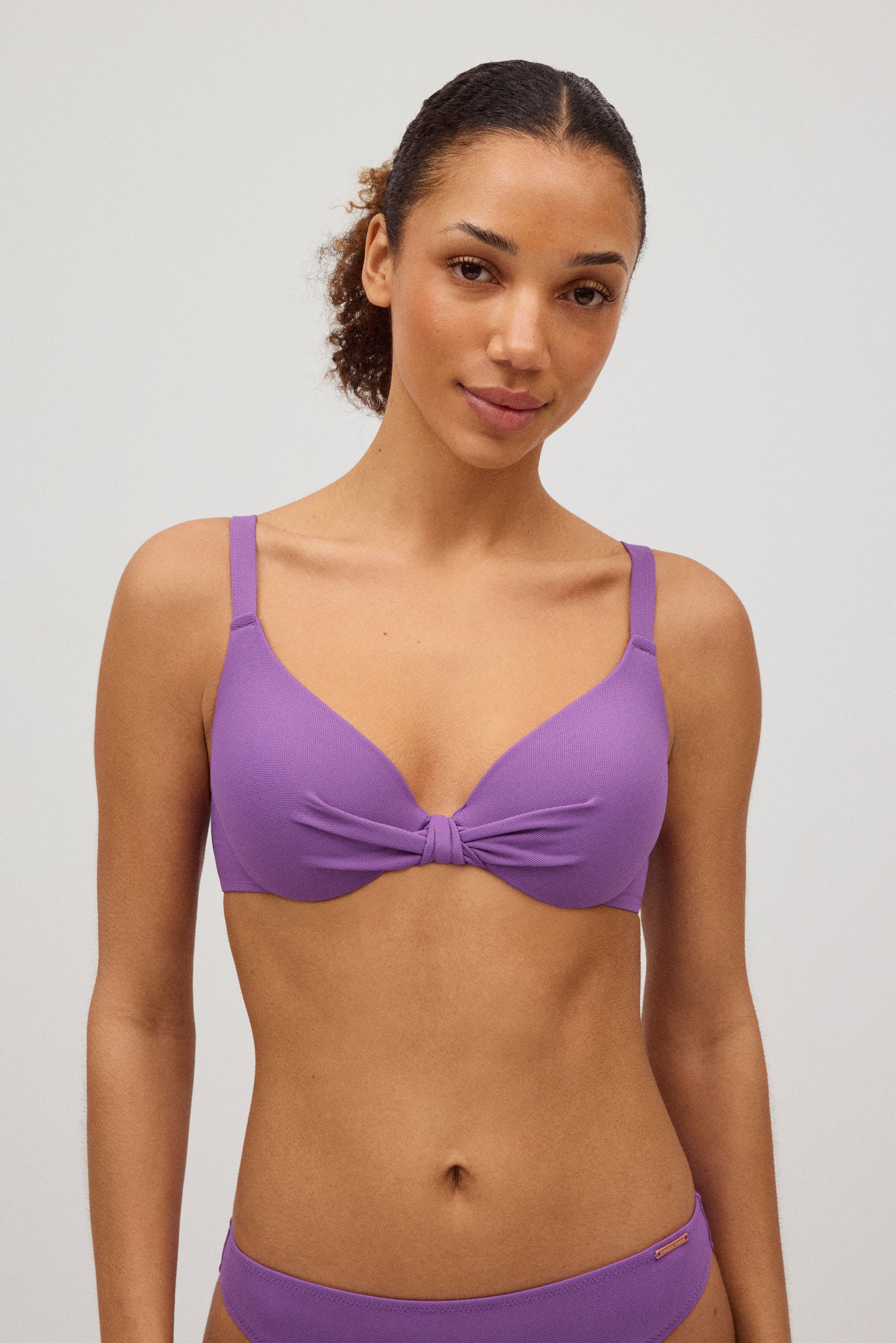 Top bikini aro clásico micropiqué violeta copa B
