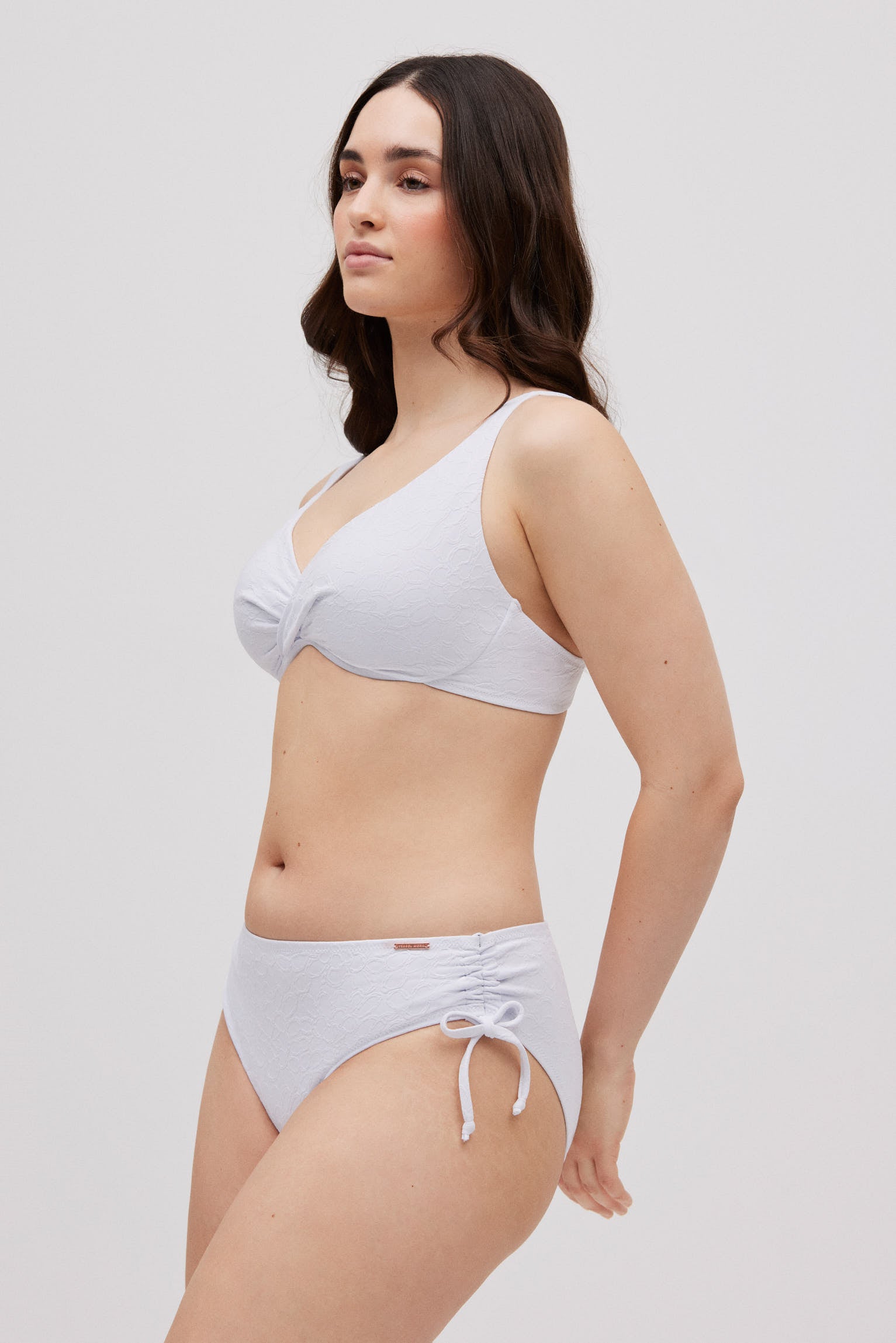 Conjunto de bikini reductor textura blanco copa C