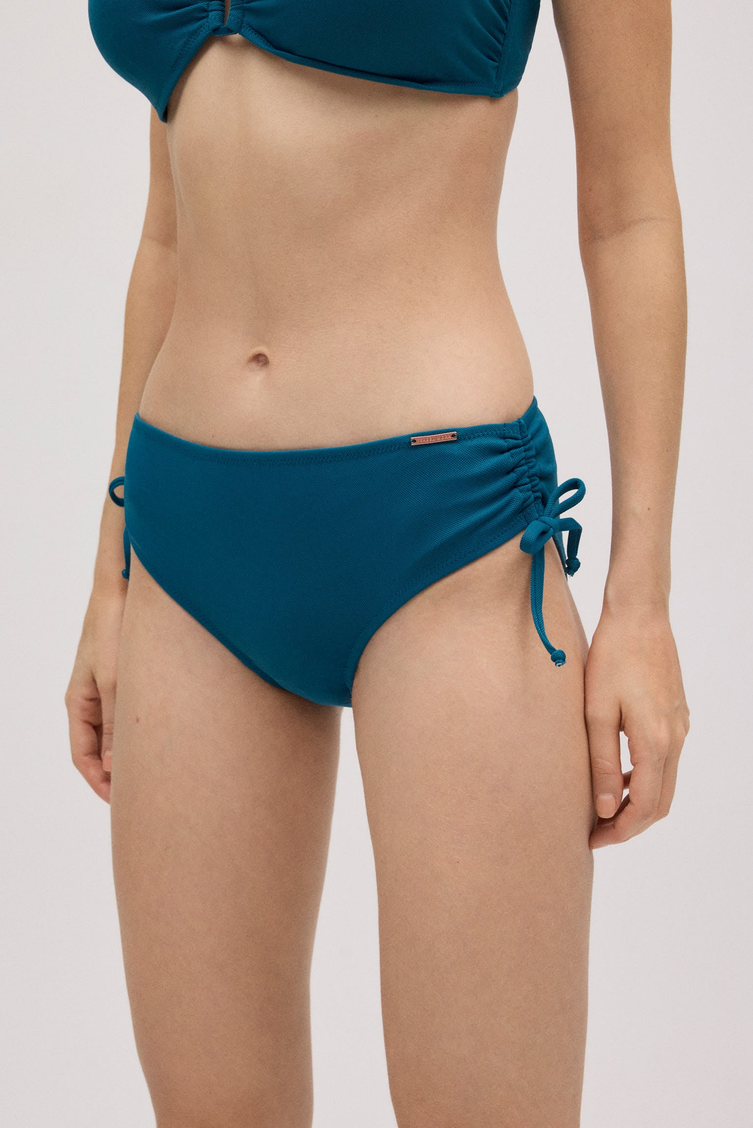 Braga bikini reductora midi micropiqué azul