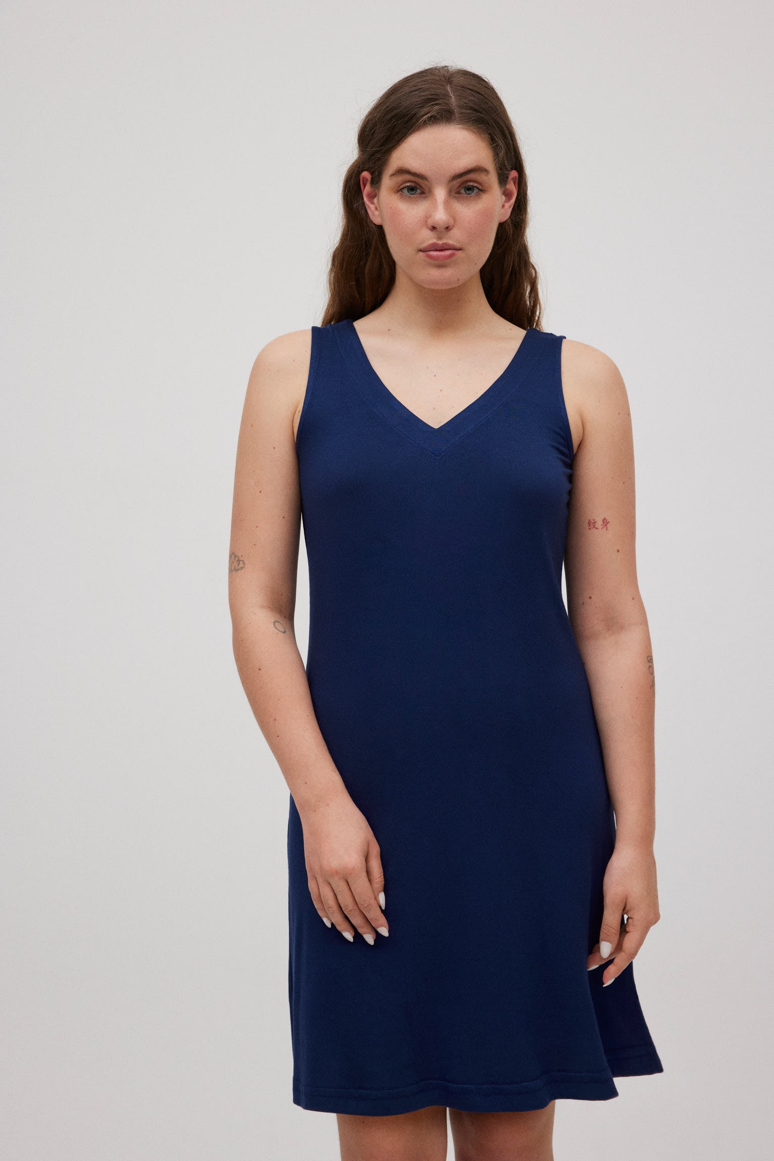 Vestido corto tirantes marino