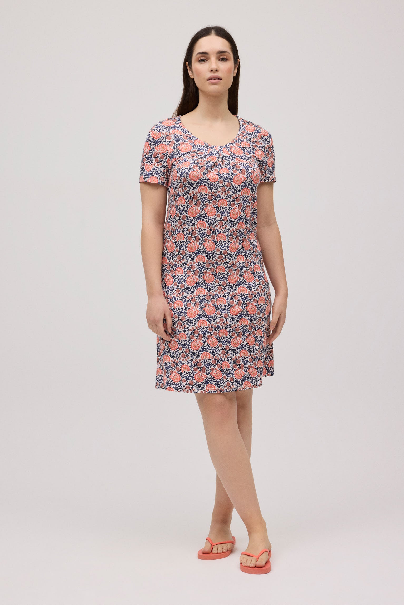 Vestido bata fluida estampado floral