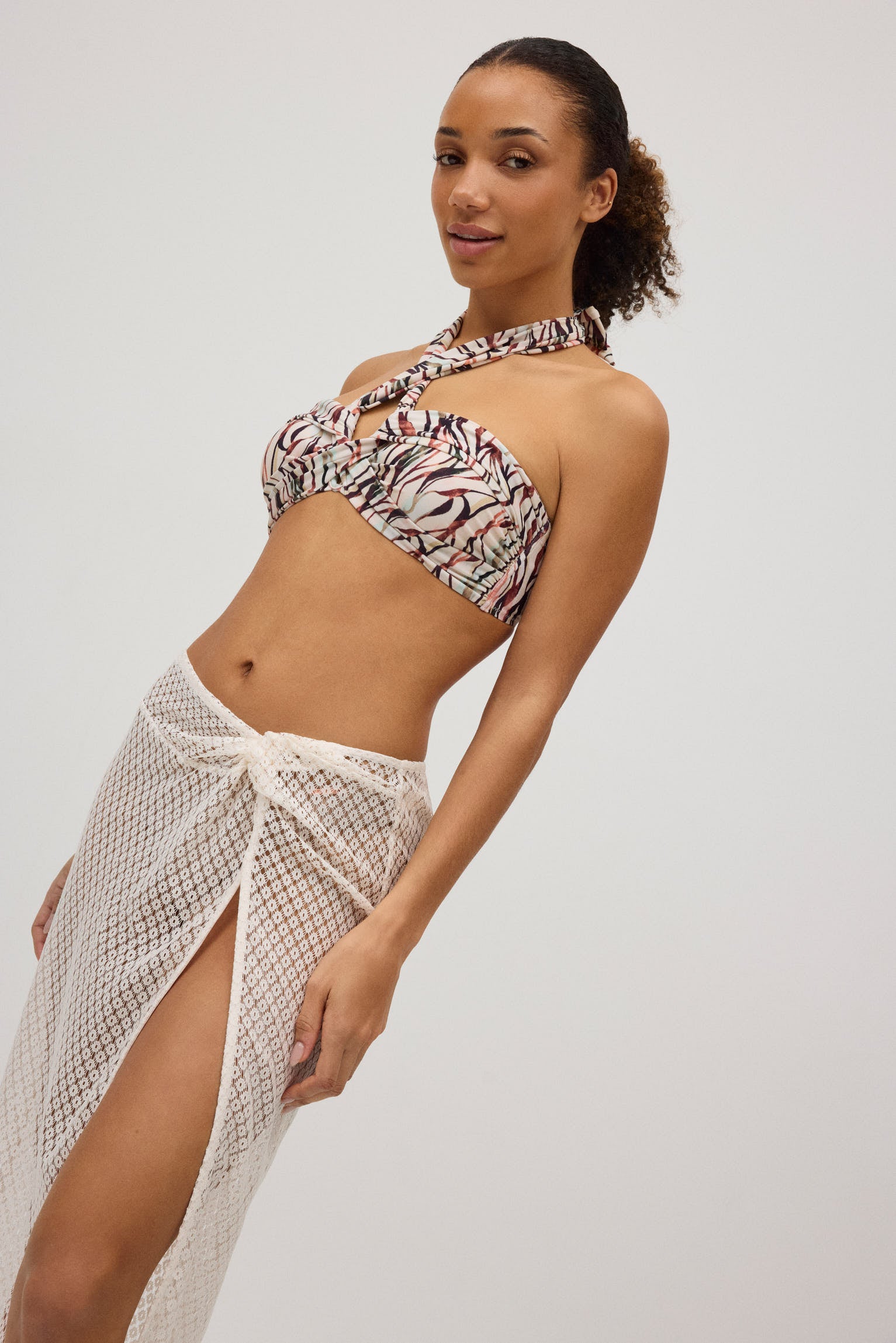 Falda pareo calada marfil