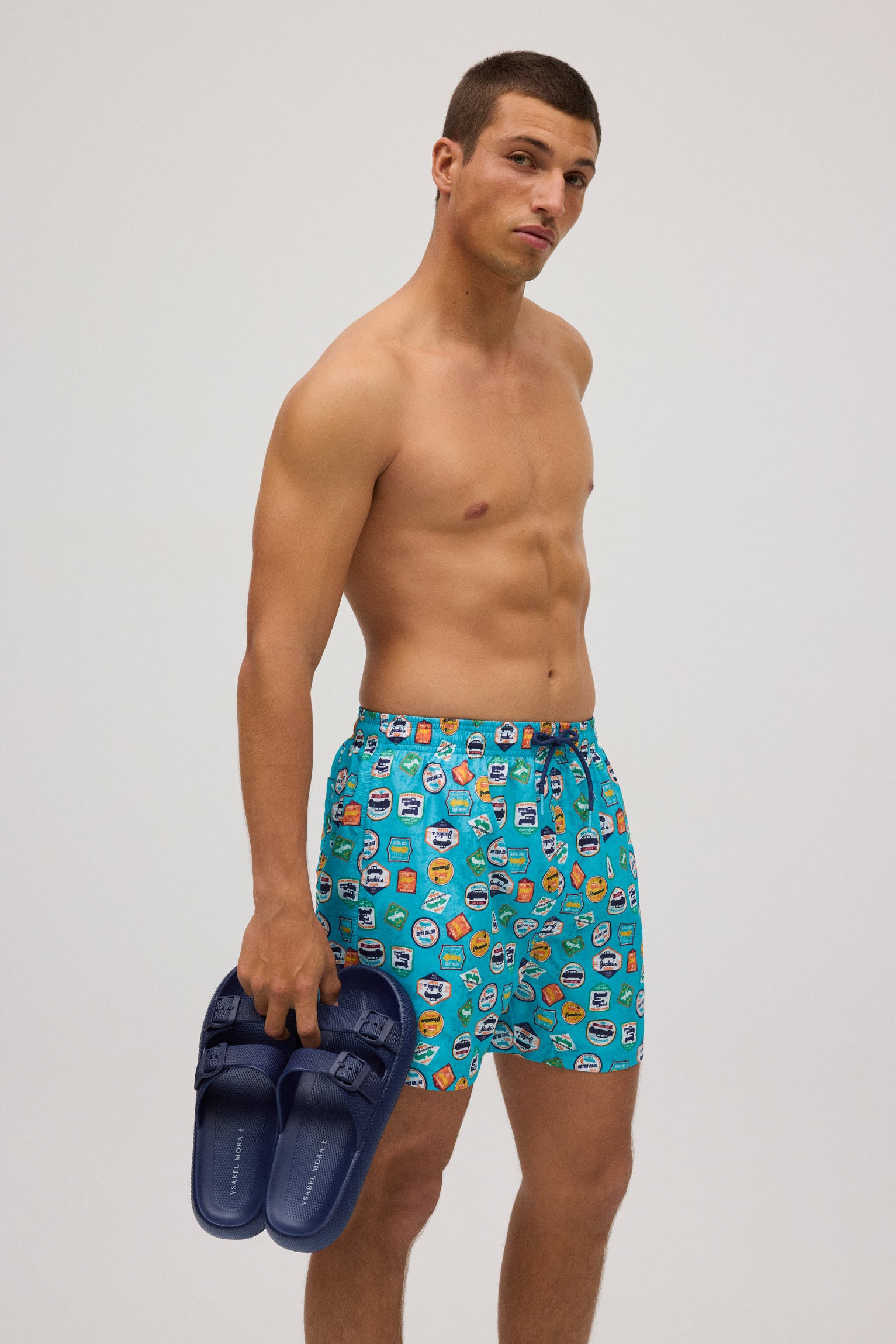 Bañador medio ligero estampado retro cars