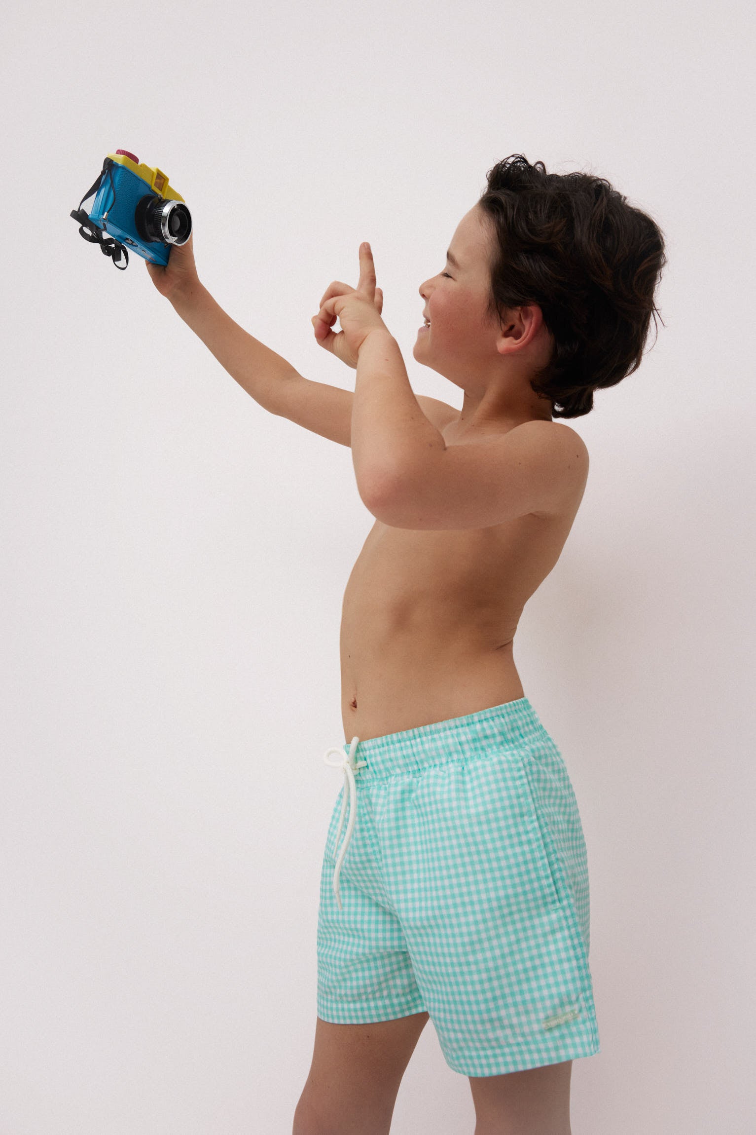 Bañador niño corto estampado vichy