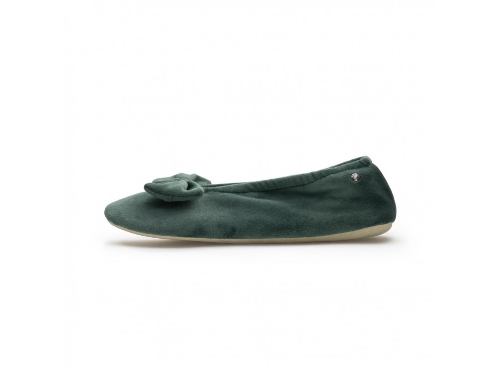 Zapatilla terciopelo verde para casa 95991 de Isotoner