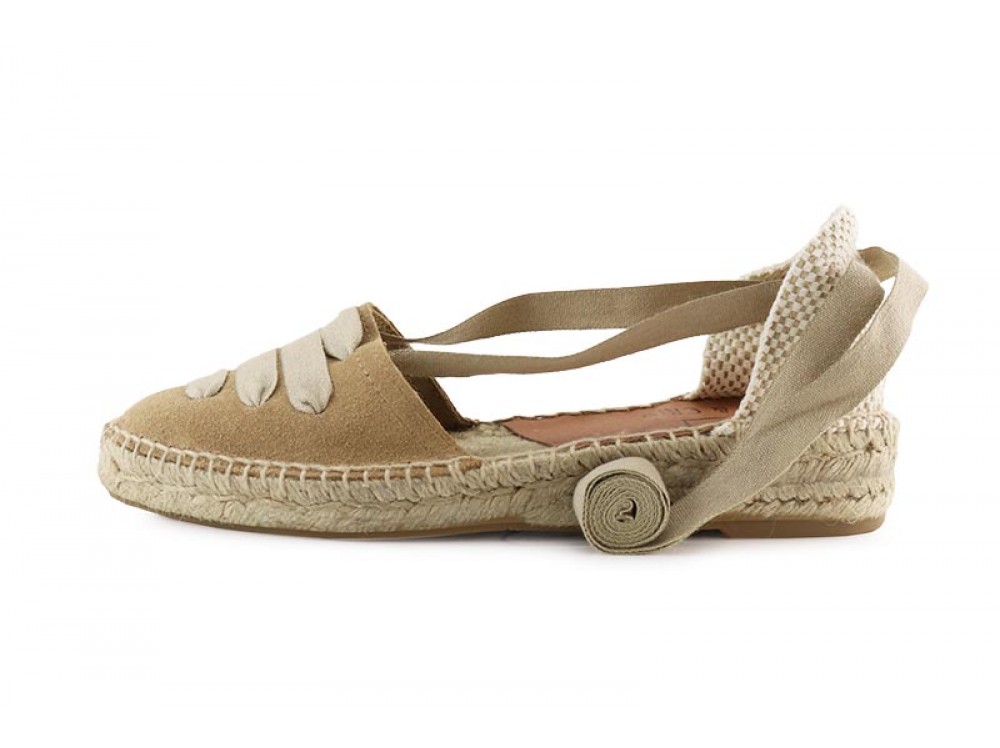 Alpargata con cintas y punta serraje arena Ana Pepa & Cris