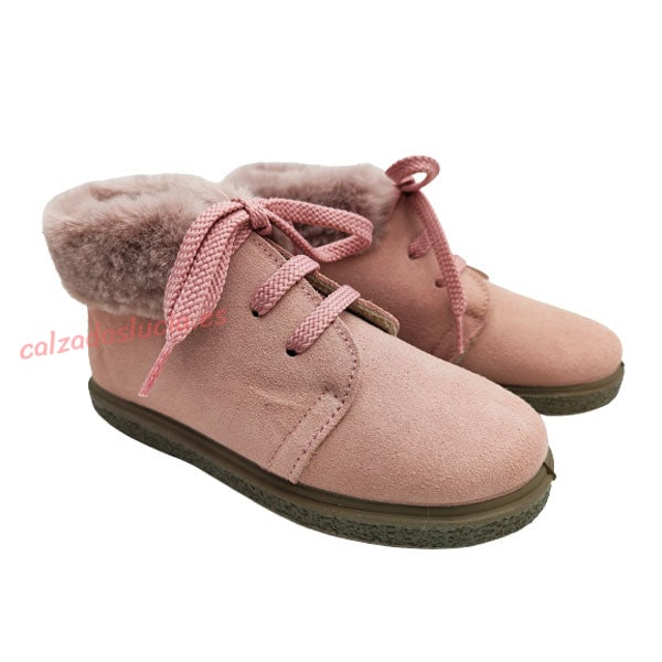 Botita de serraje con cordones Vul-Peques