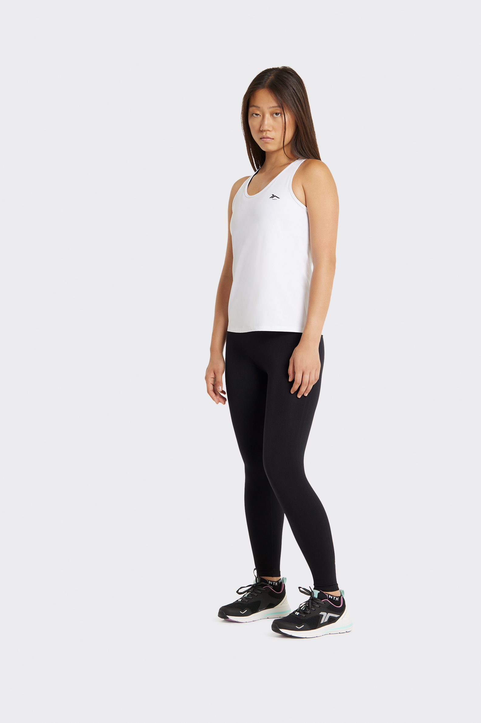 CAMISETA ESSENTIALS Tenth PANELES MESH MUJER