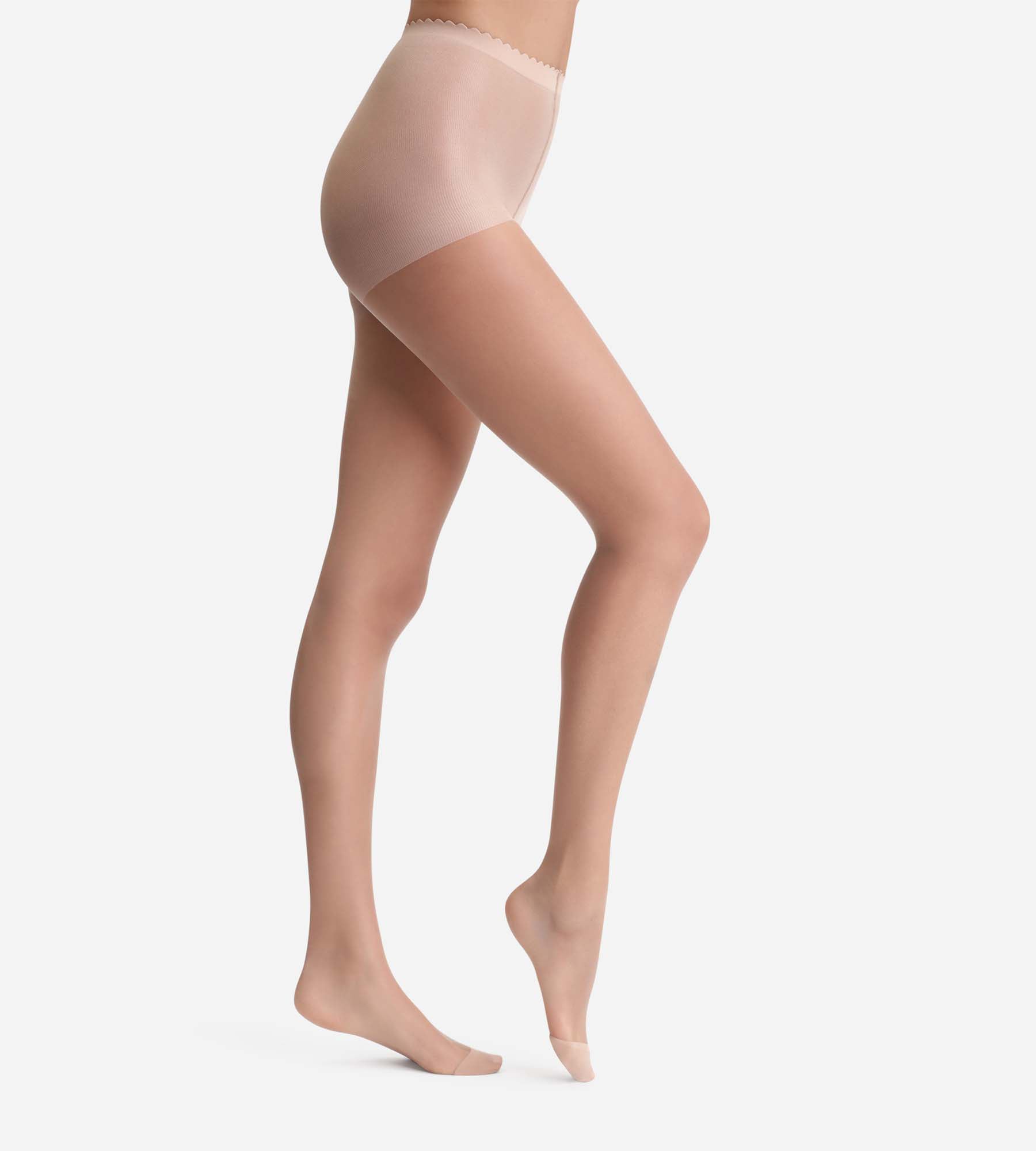 Body Touch Dim 17D Beige sheer veil tights with nude effect