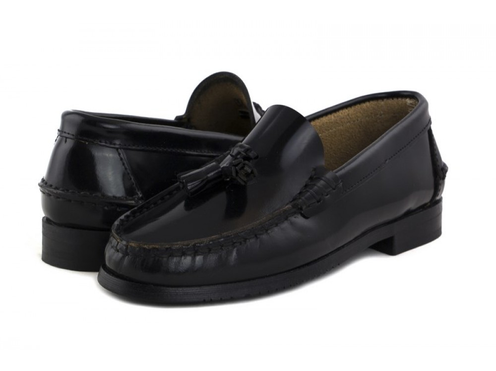 Mocasín piel brillante negro con borlas G021 Jeromín