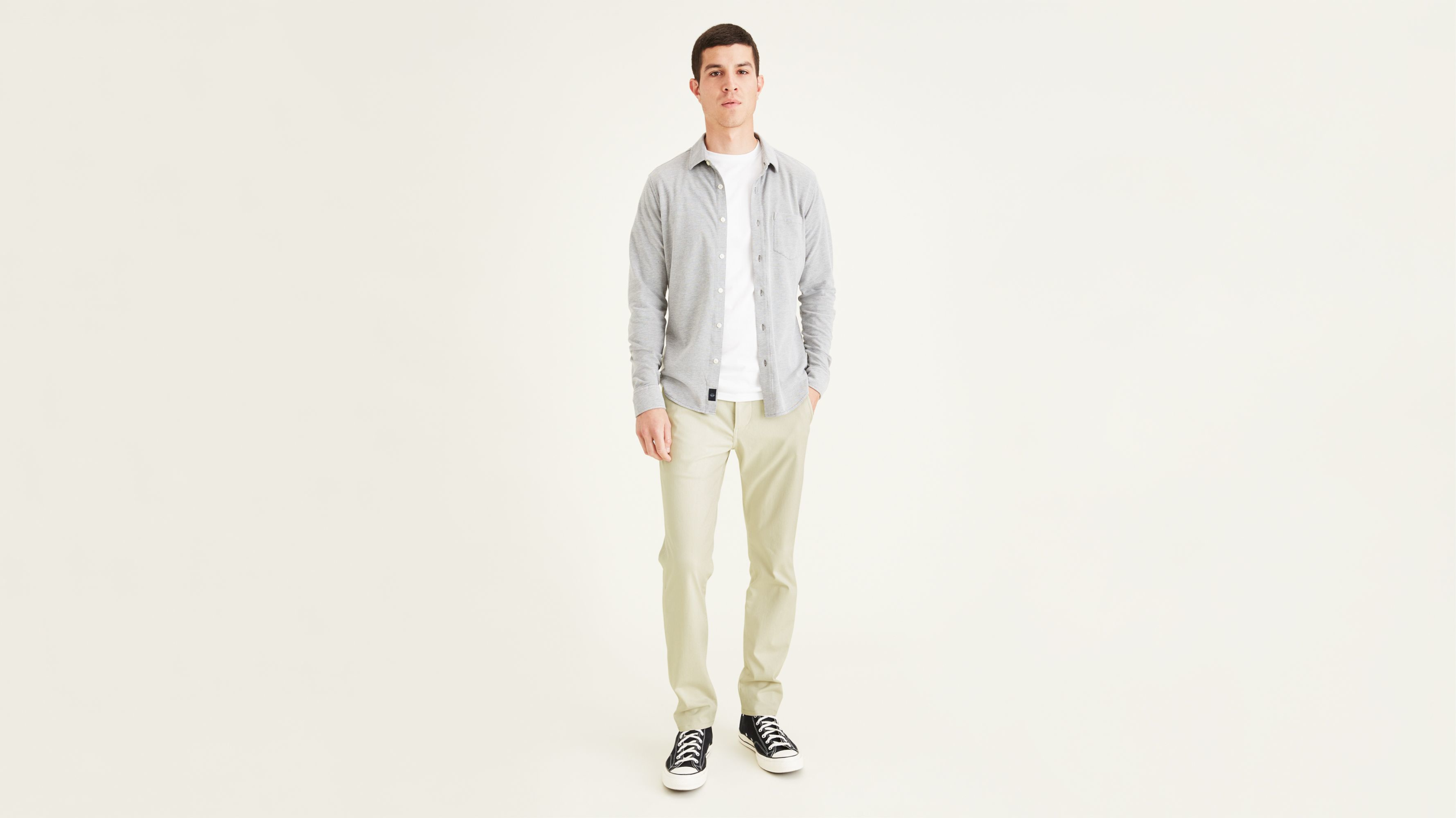 Men's Skinny Fit Supreme Flex Alpha Khaki Pants