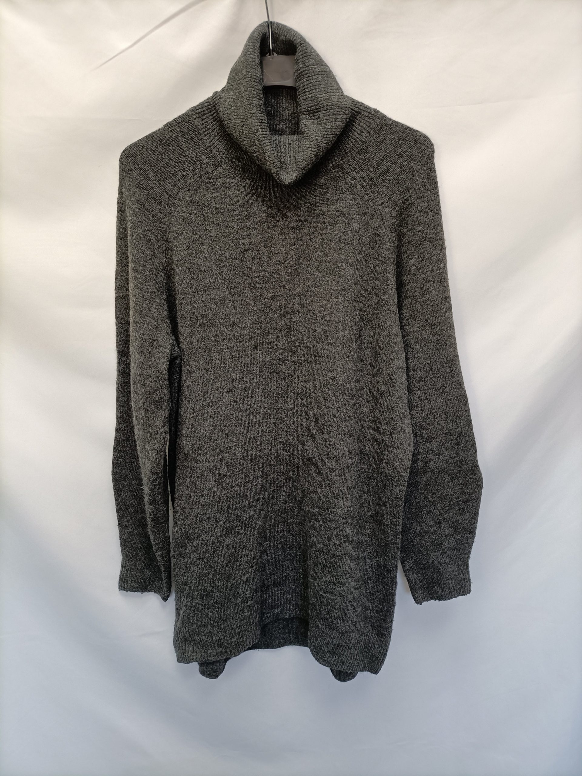 H&M. Jersey gris largo T.xs