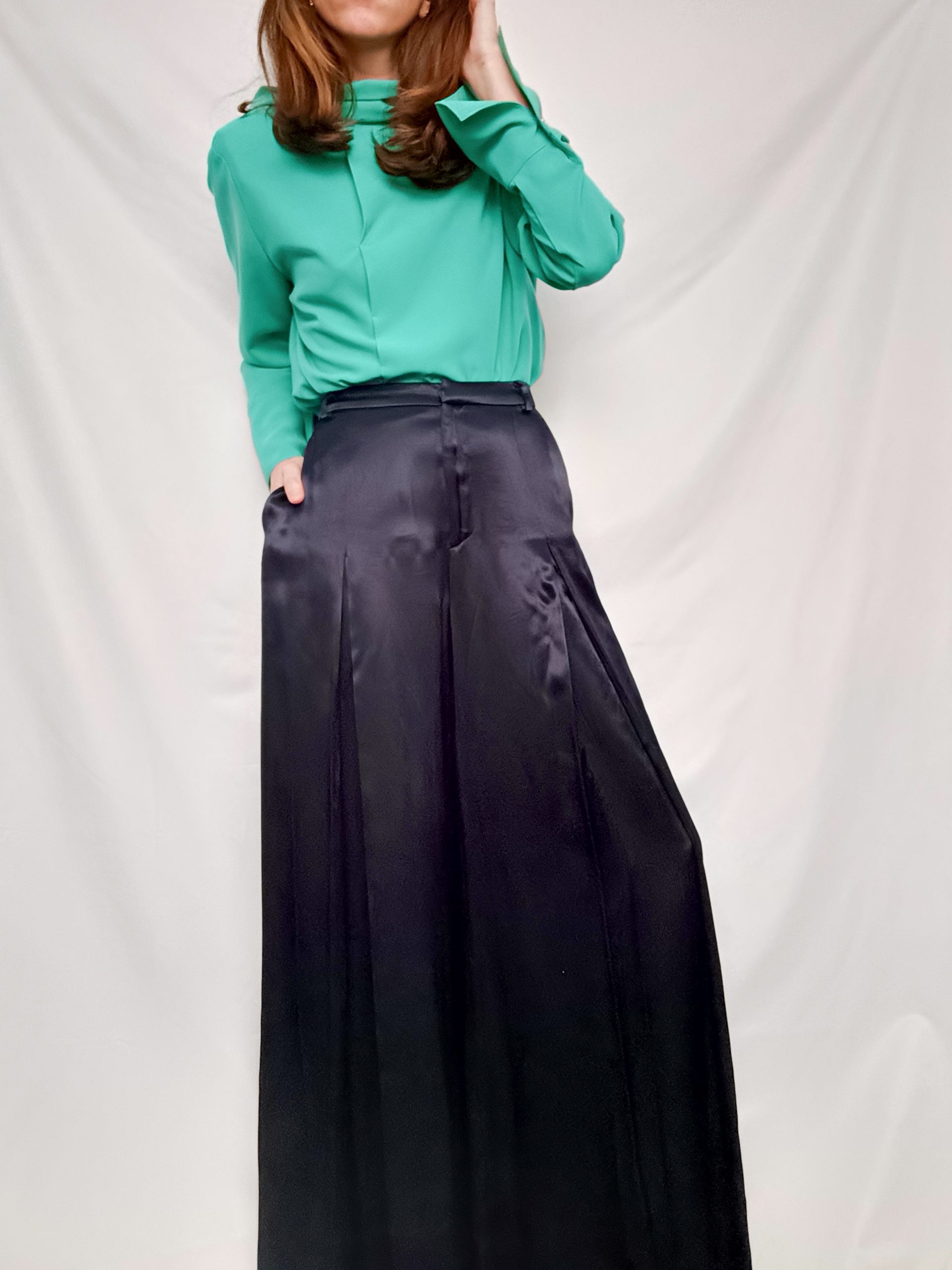 UTERQÜE. Pantalón palazzo azul T.s