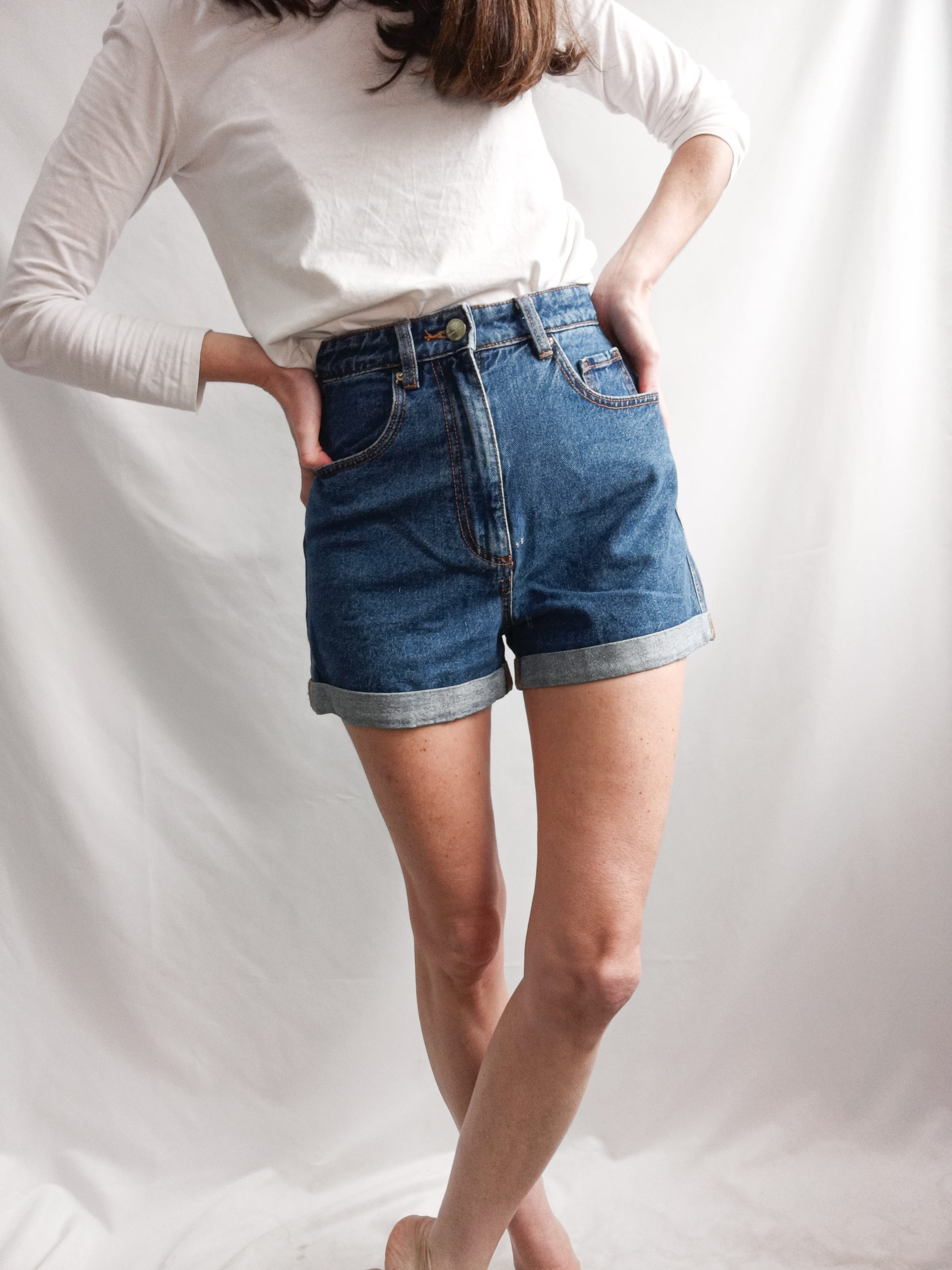STRADIVARIUS. Shorts denim T.34