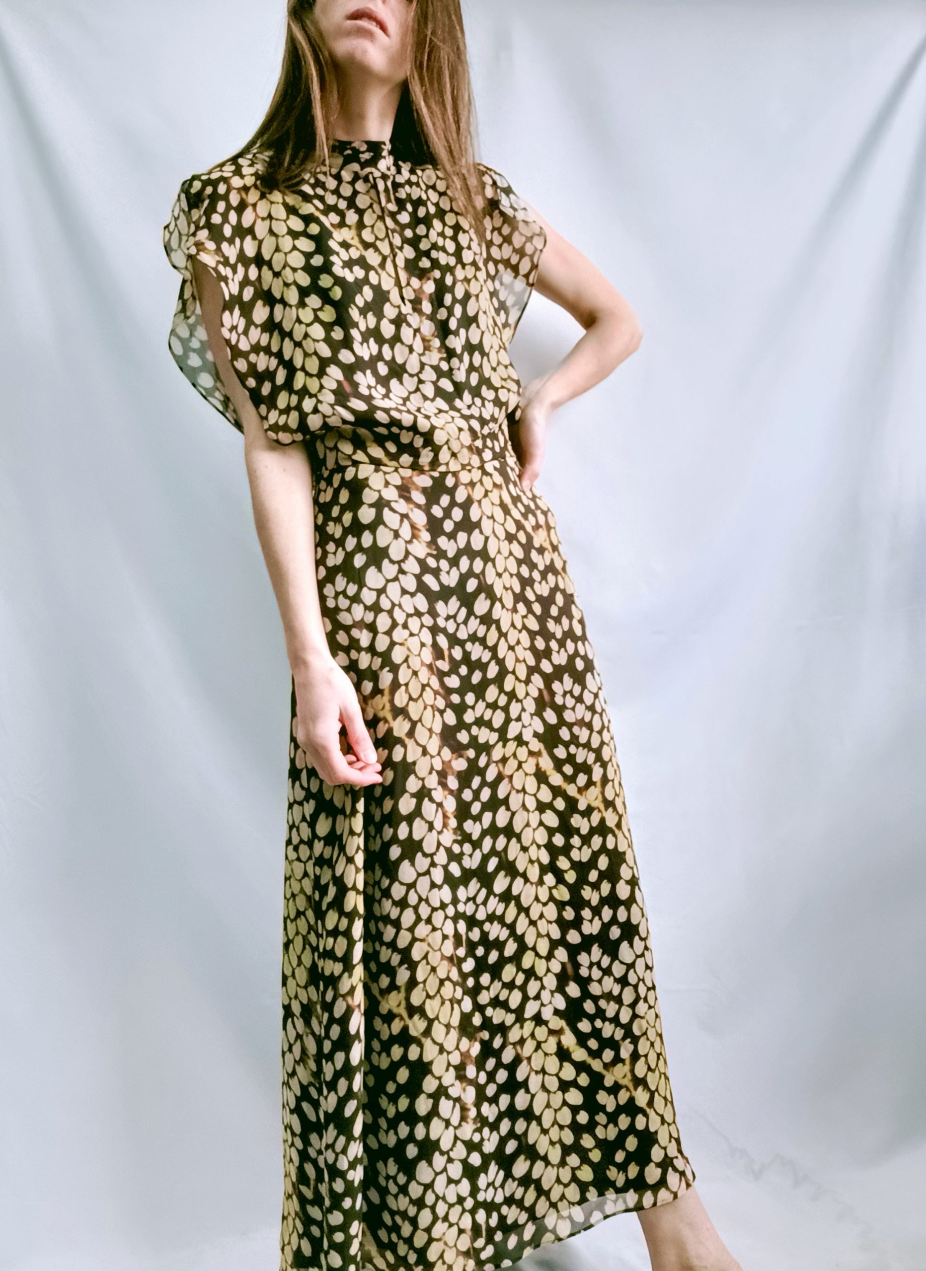 MASSIMO DUTTI.Vestido largo estampado T.36