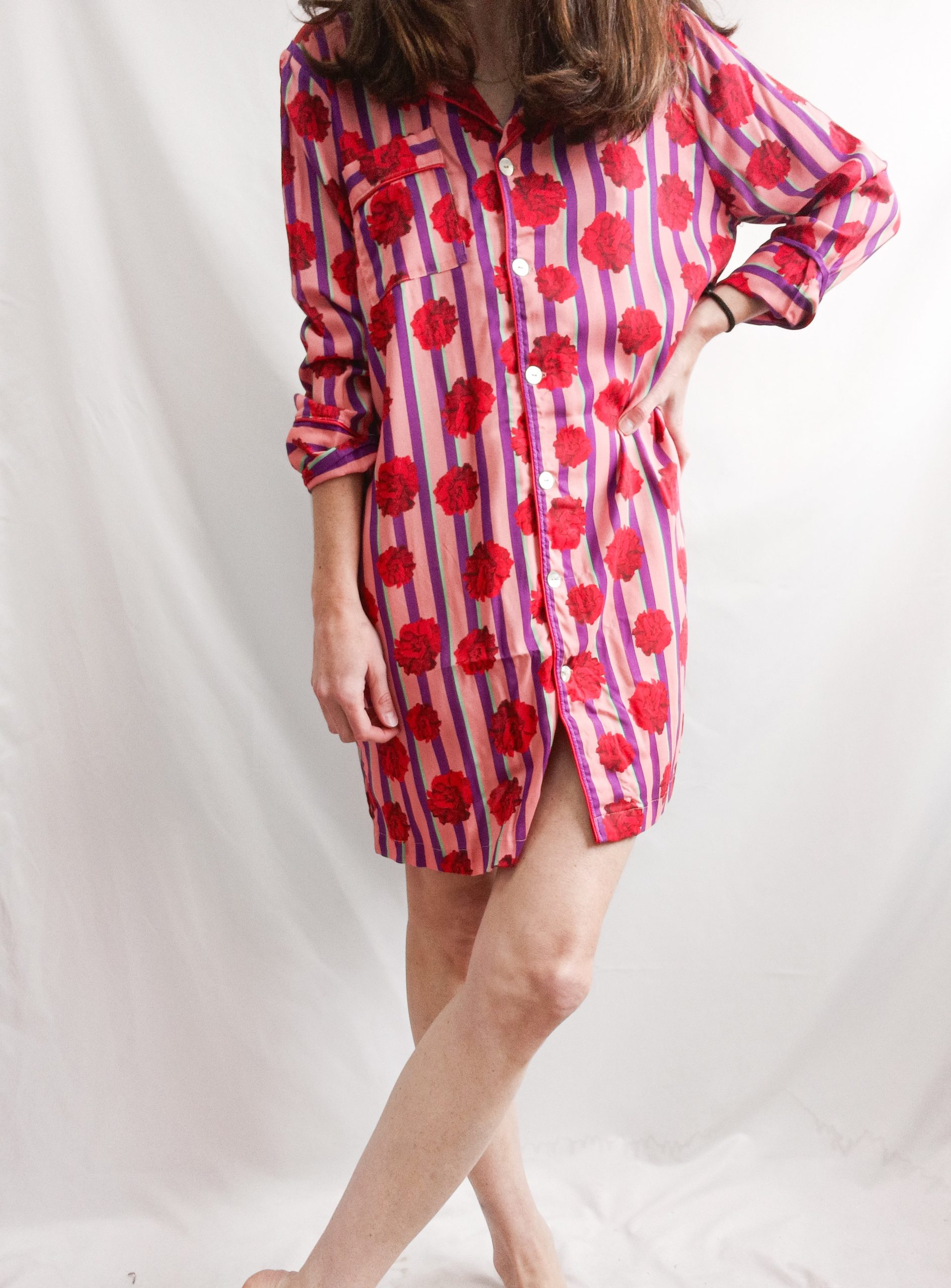 ROCIO PERALTA. Vestido camisero flores y rayas T.m