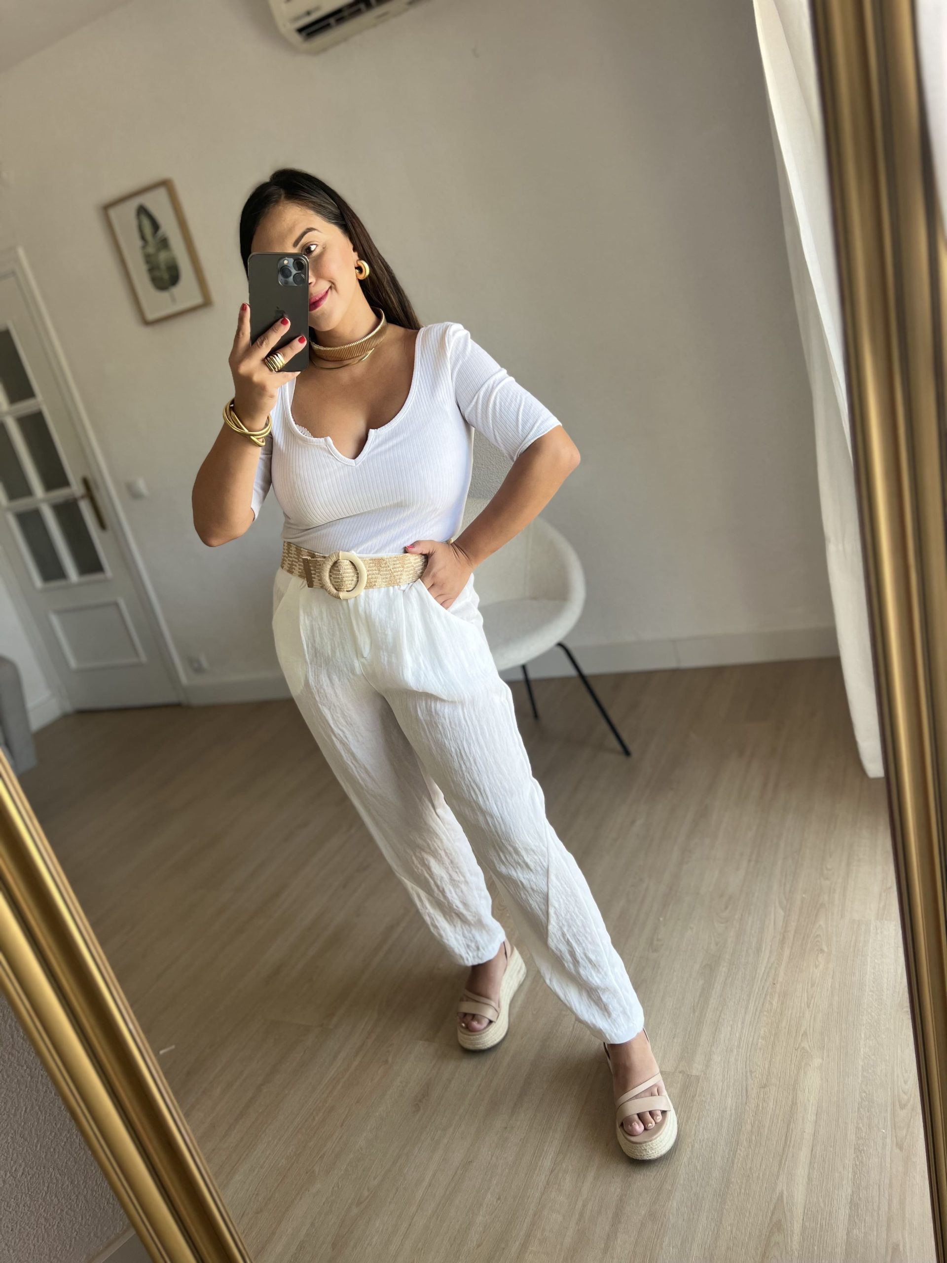 Pantalón de lino blanco