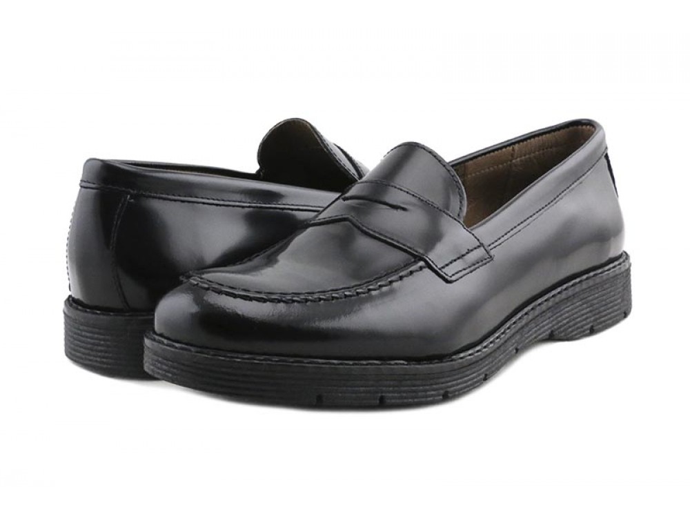 Mocasín piel negro con plataforma Jeromín