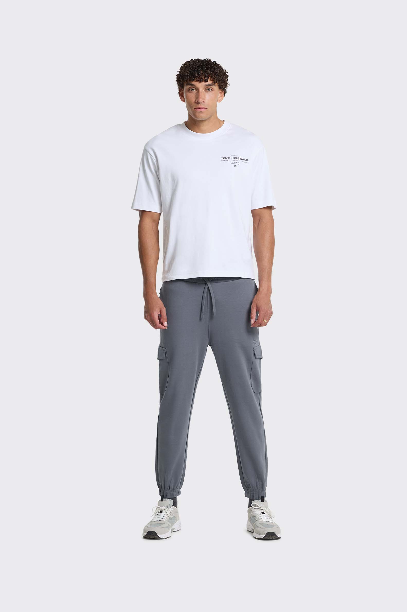 PANTALÓN CARGO ESSENTIALS Tenth HOMBRE