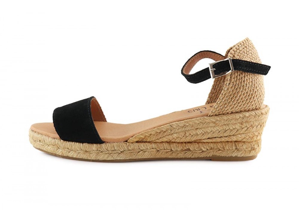 Alpargata abierta serraje negro con cuña baja y hebilla Pepa y Cris