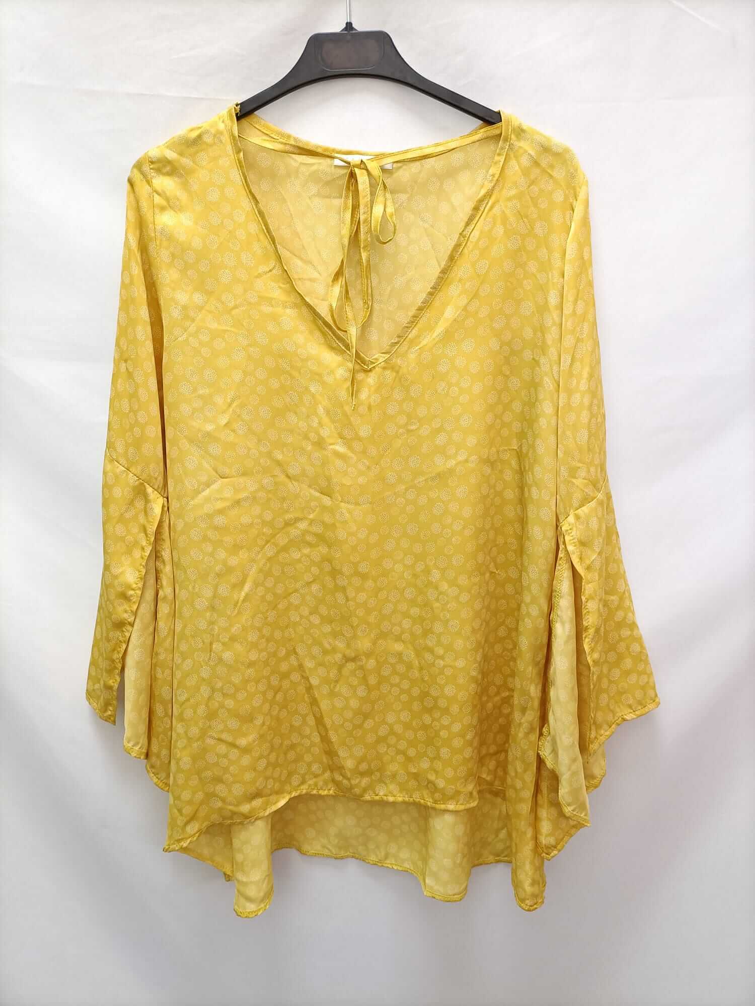 TAKEZO. Blusa amarilla florecitas Tu (m/l)