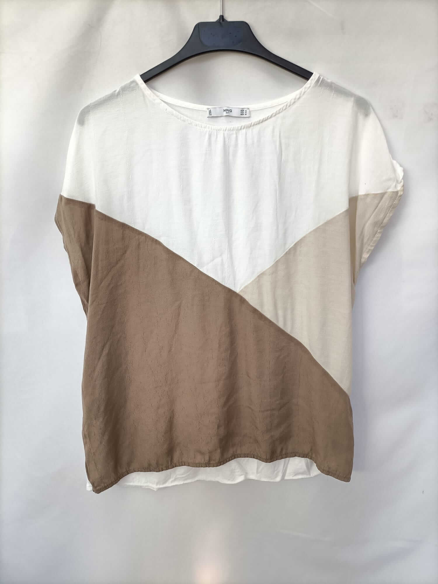 MANGO. Blusa tricolor T.m