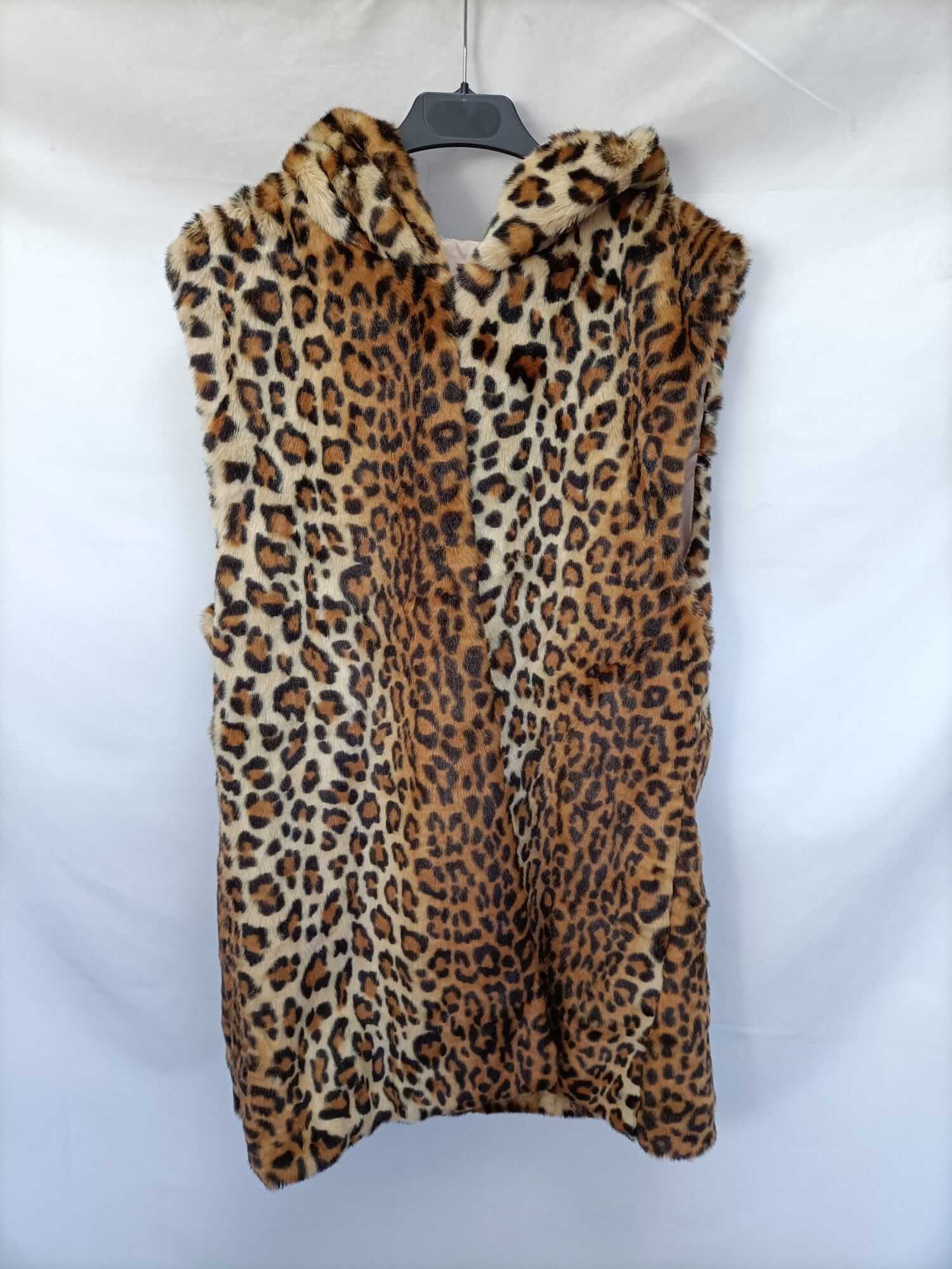 OTRAS.Chaleco pelo animal print T.L