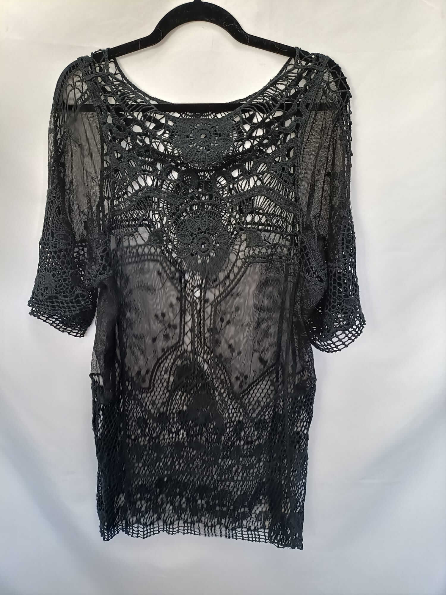 OTRAS.Vestido negro tul y encaje T.m/l