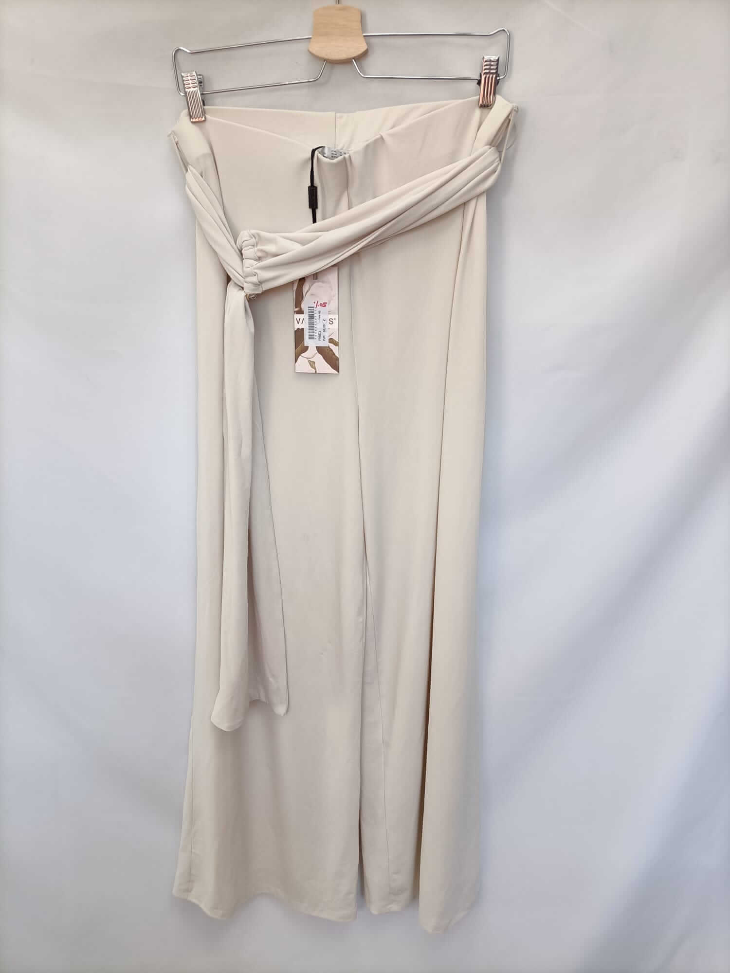 VANDOS.Pantalones beiges anchos T.46