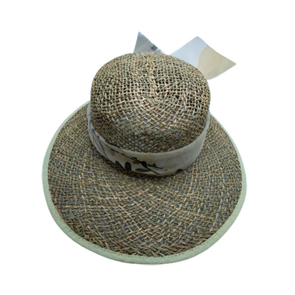 Visera de cordoncillo y pañuelo