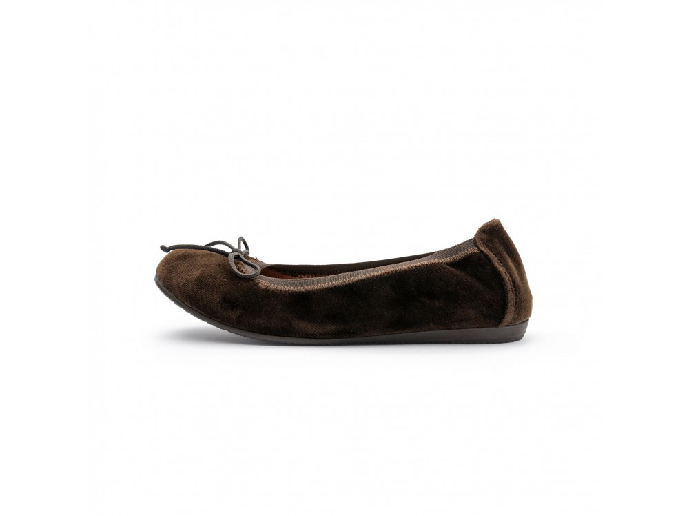Bailarina terciopelo marrón con elástico y lazo ROLL de Jeromín