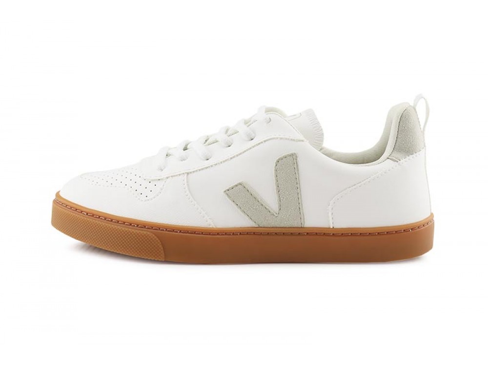 Deportiva con cordón blanco y suela caramelo Veja SmallV10