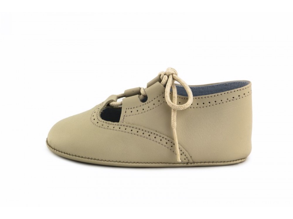 Zapatito de cuna piel beige oscuro SP112 de Jeromín