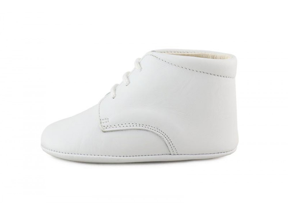 Botita de cuna piel blanca Jeromín
