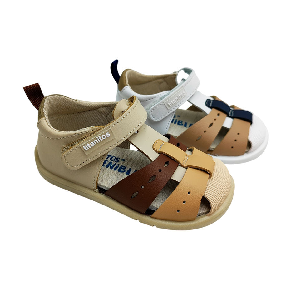 Sandalia con puntera Titanitos respetuoso de niño