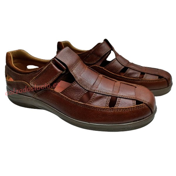 Sandalia cerrada piel suave por Luisetti