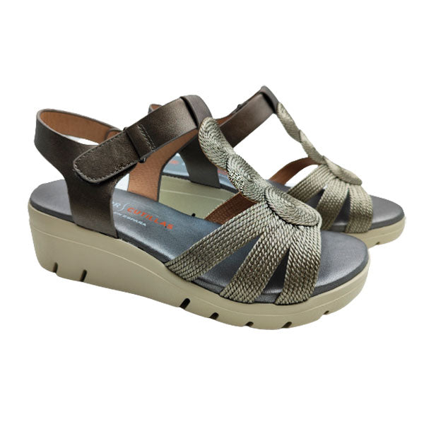 Sandalia de cuña y velcro Doctor Cutillas