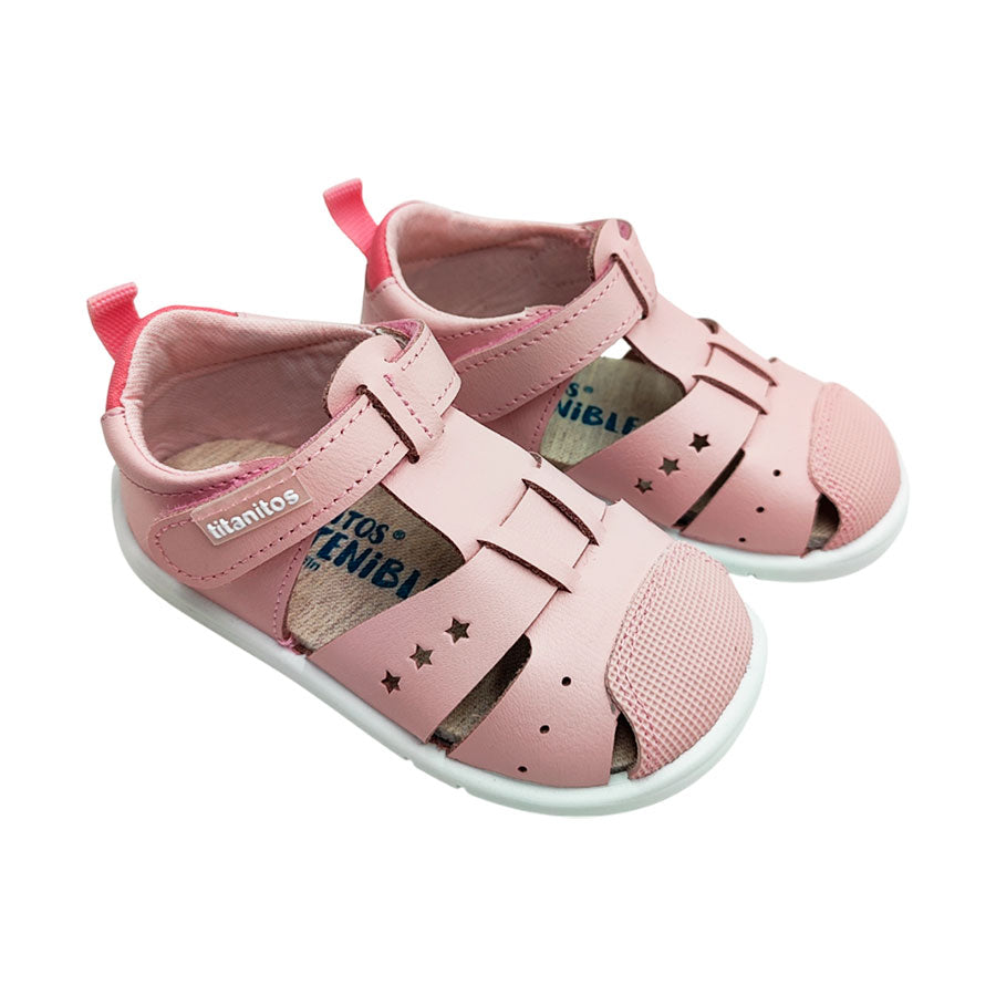Sandalia rosa cerrada con puntera Titanitos