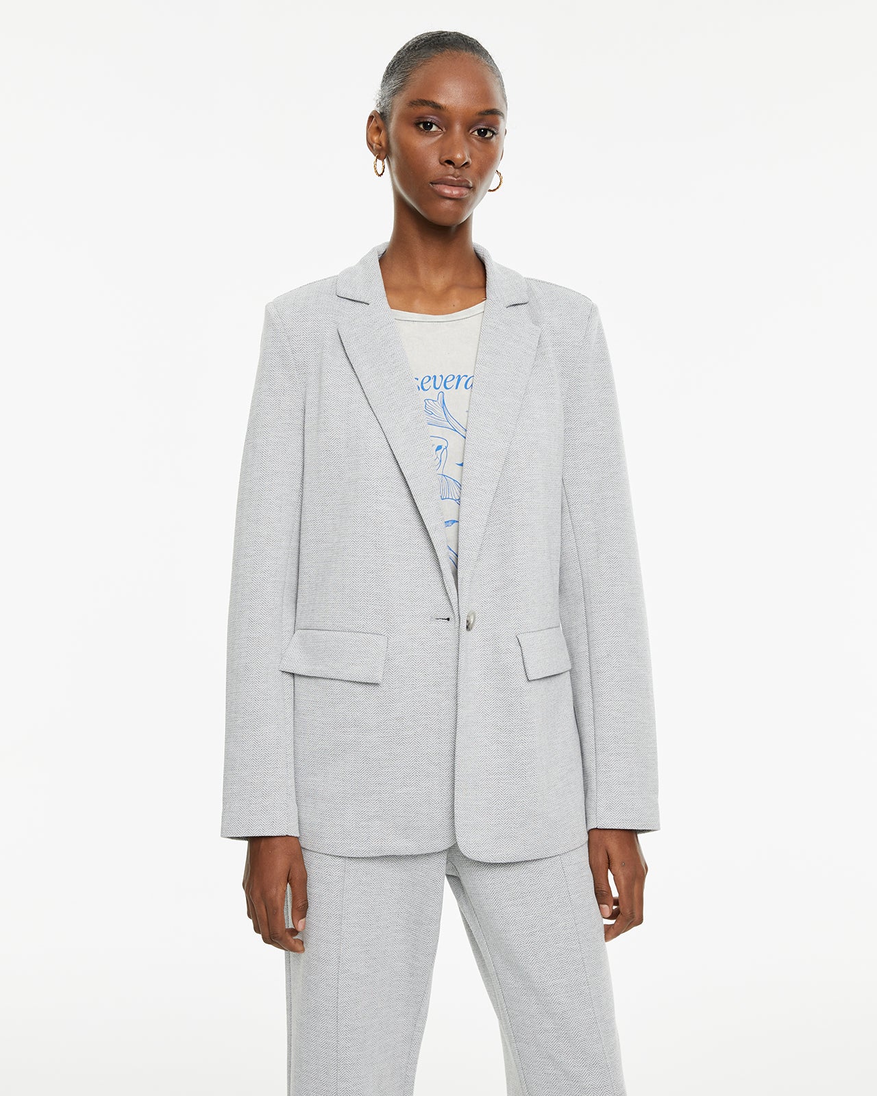 Americana cuello solapa de manga larga con hombreras