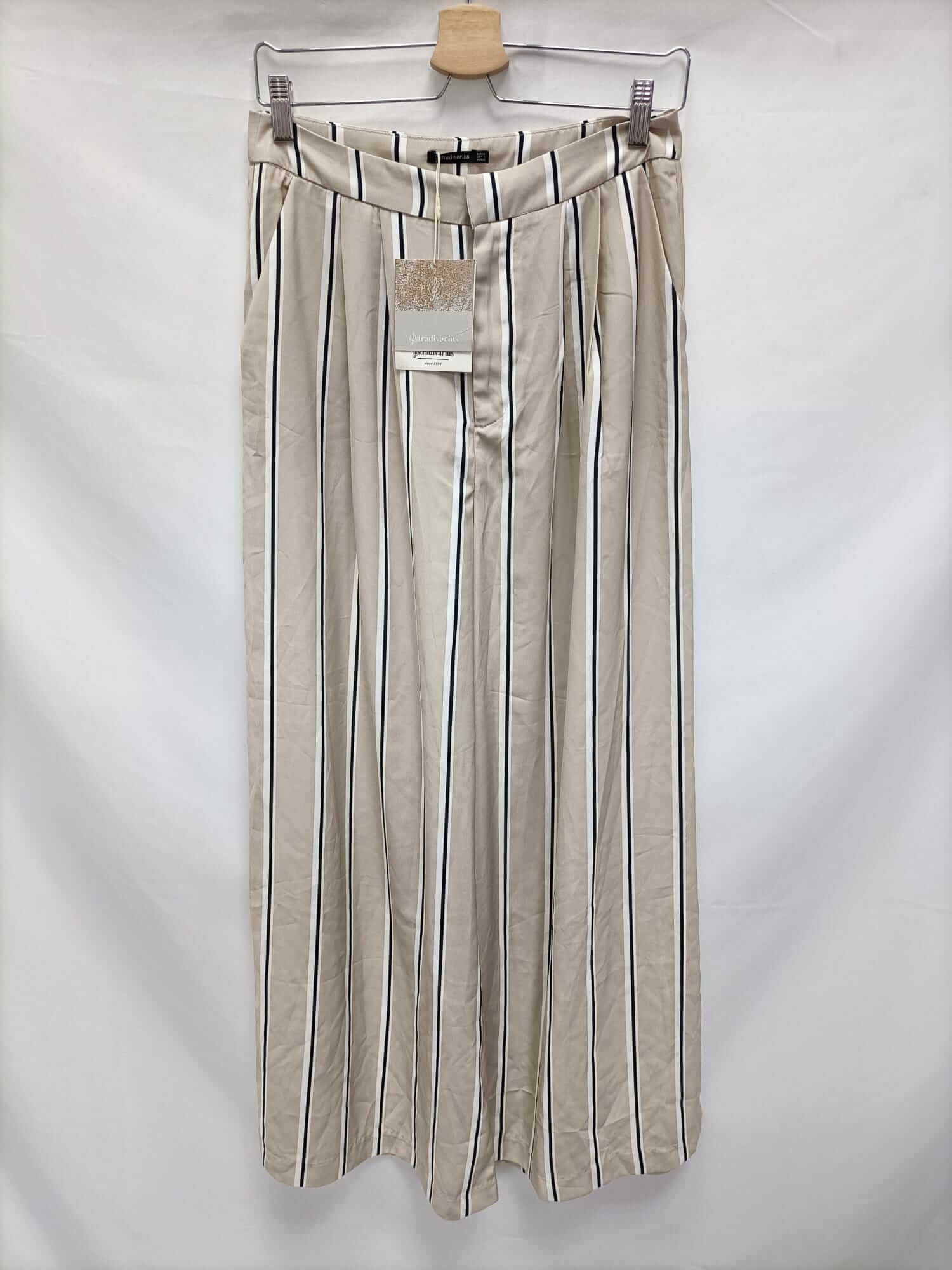 STRADIVARIUS.Pantalones palazzo rayas T.38