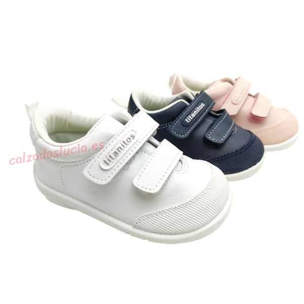 Zapatilla blandita de Titanitos puntera reforzada