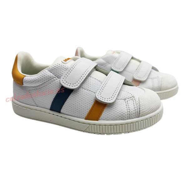 Deportivo lavable Titanitos con bandas de color