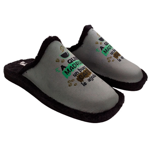 Zapatilla de casa "a quien madruga..." de Andinas
