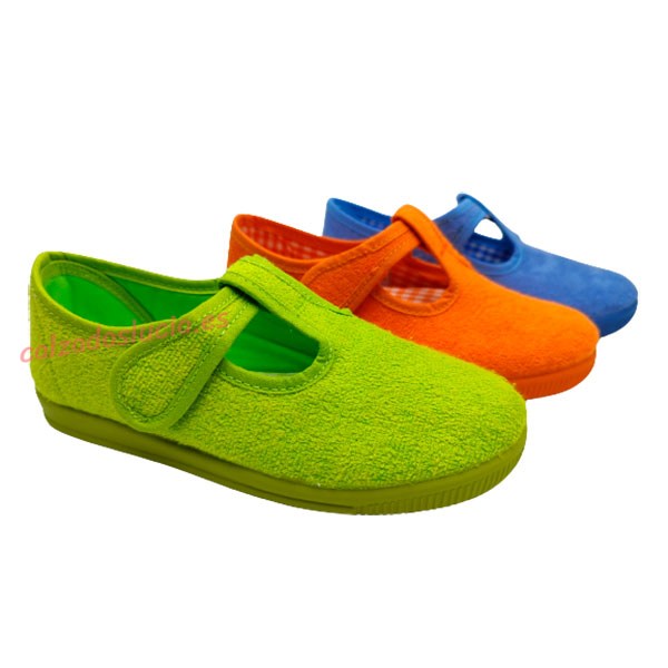 Zapatilla casa cerrada de verano en rizo Vulca-Bicha