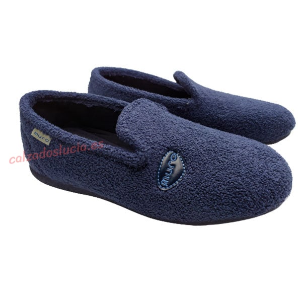 Zapatilla casa cerrada de entretiempo de Garrido Muro