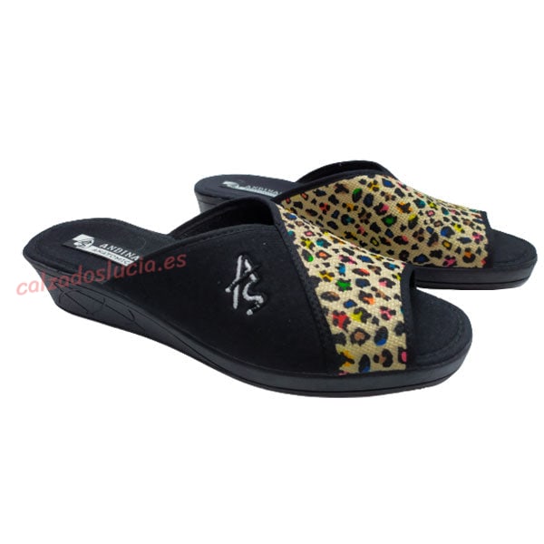 Chinela de cuña combinado negro de Andinas
