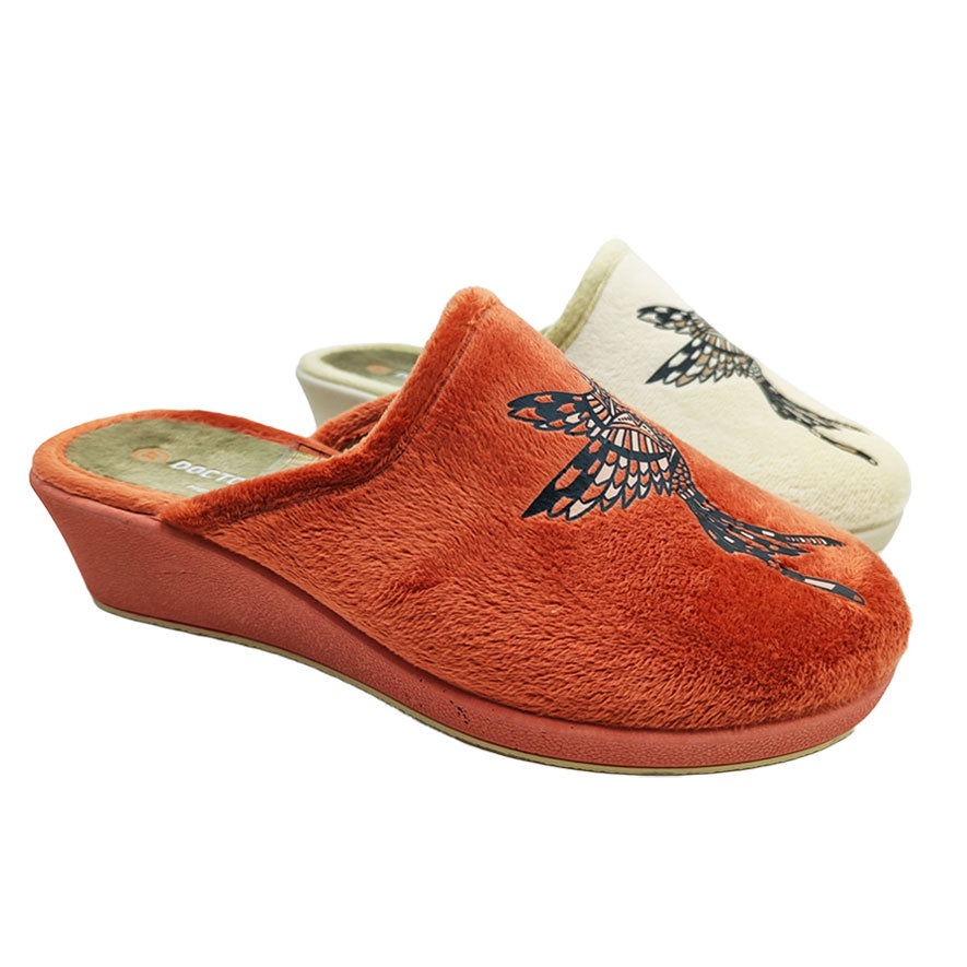 Zapatilla de casa con cuña Doctor Cutillas colibrí